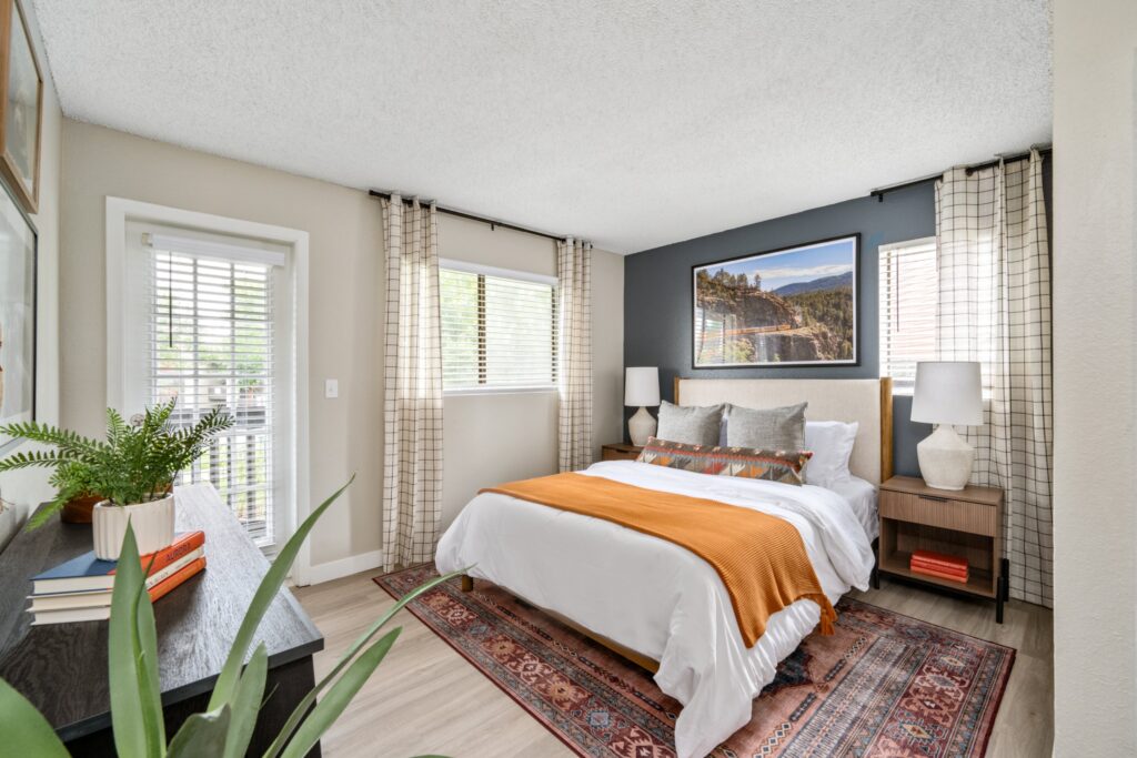 Bedroom with balcony access